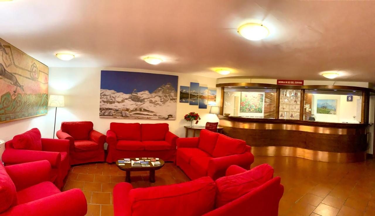 Cervinia Due Aparthotel Breuil-Cervinia Exterior photo